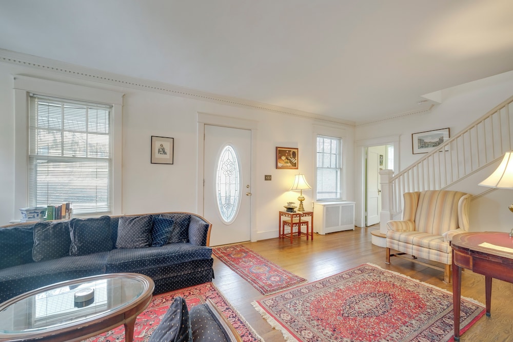 1 Mi to East Falls Station: Home w/ Office!, photo 19
