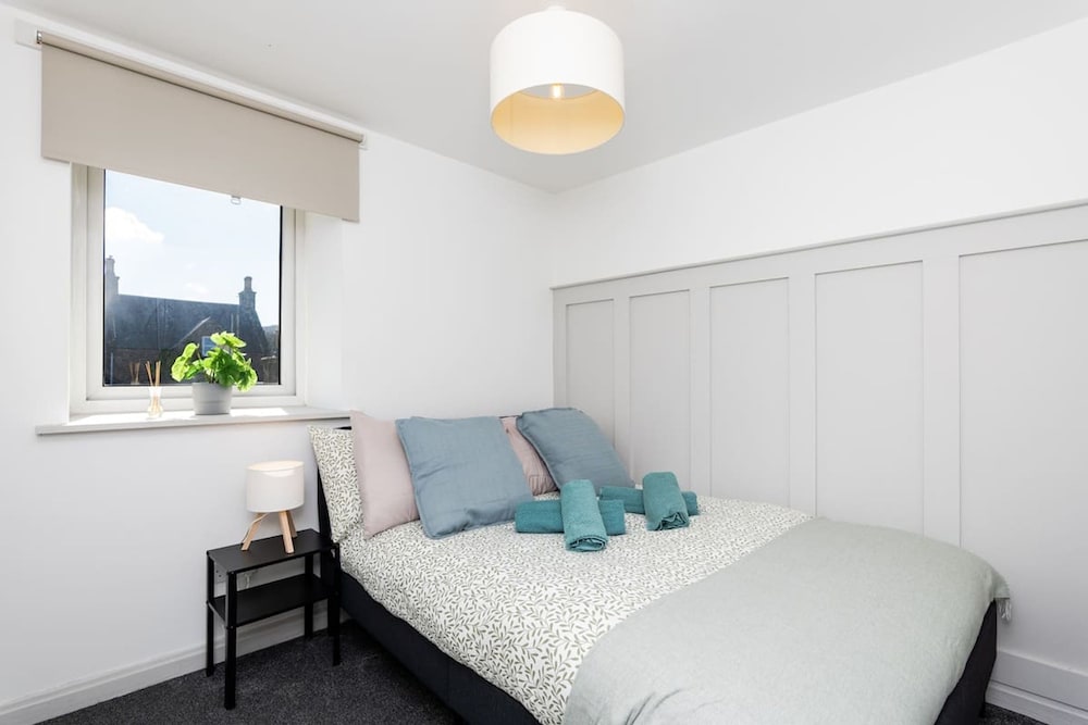 5 Bedroom Apartment - Galashiels