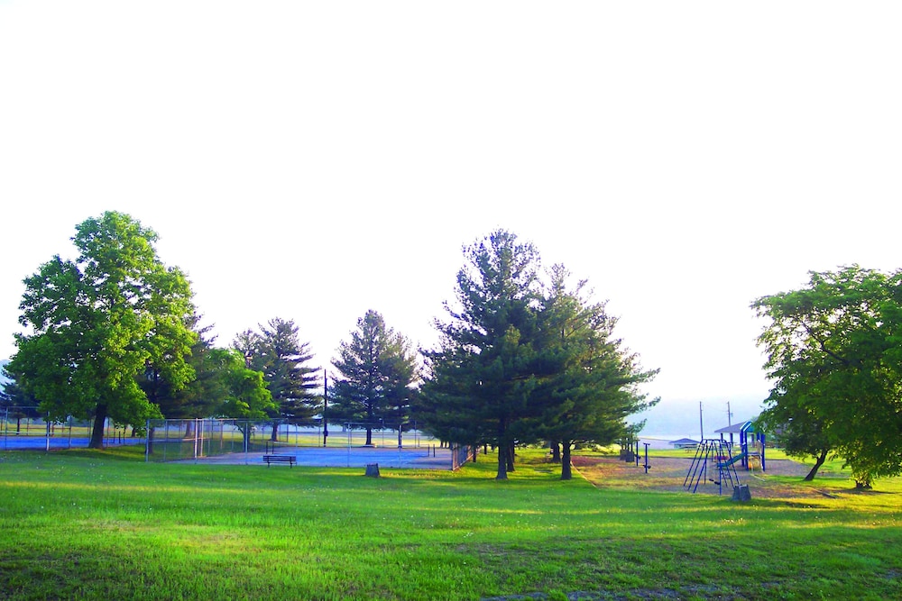 Rough River Dam State Resort Park
