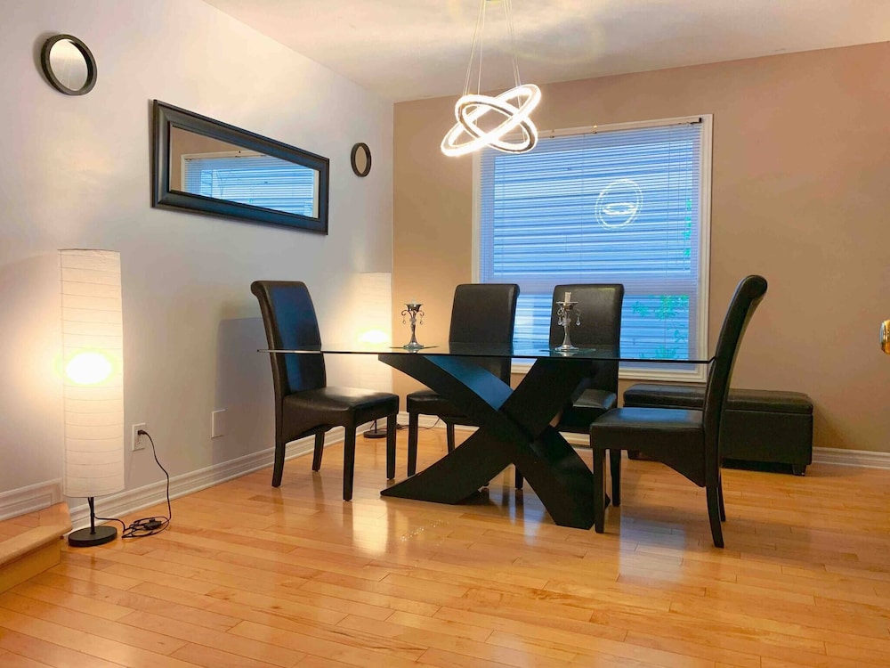 Spacious Family Home Close To Downtown With King Bed Num1
