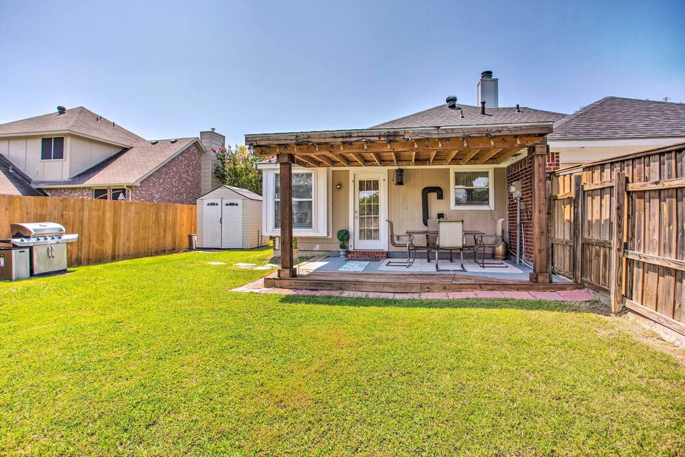 Family-friendly Rowlett Home: 23 Mi To Dallas - Property Image 4