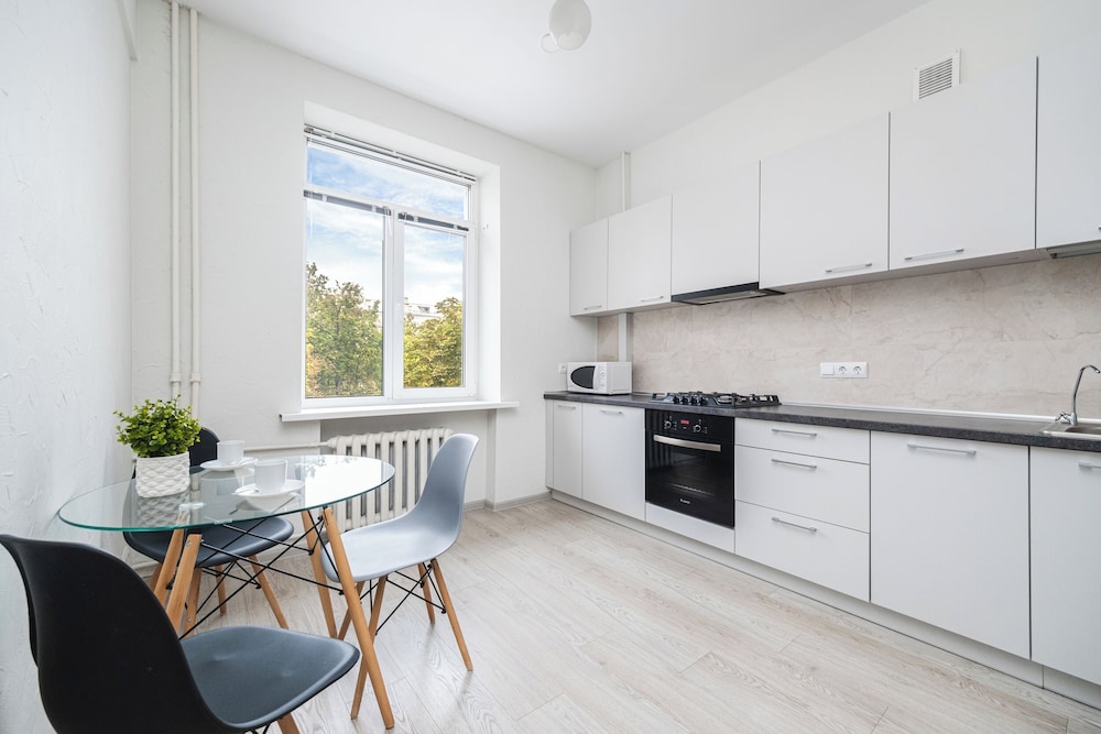 Apartment on Nezavisimosti 22