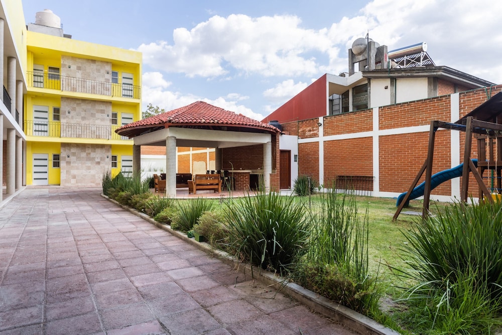 Hotel OYO Hotel Emperadores Inn, Atlixco - Image 1