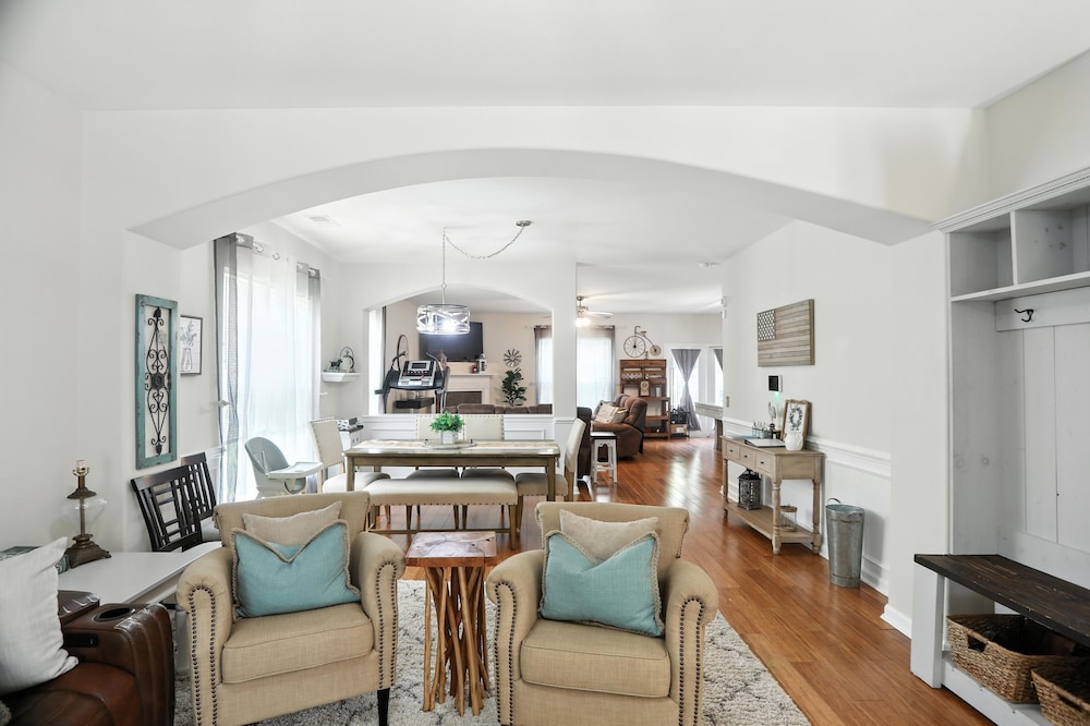 Lowcountry Luxury Near Palmetto Bluff 4 Bedroom Home
