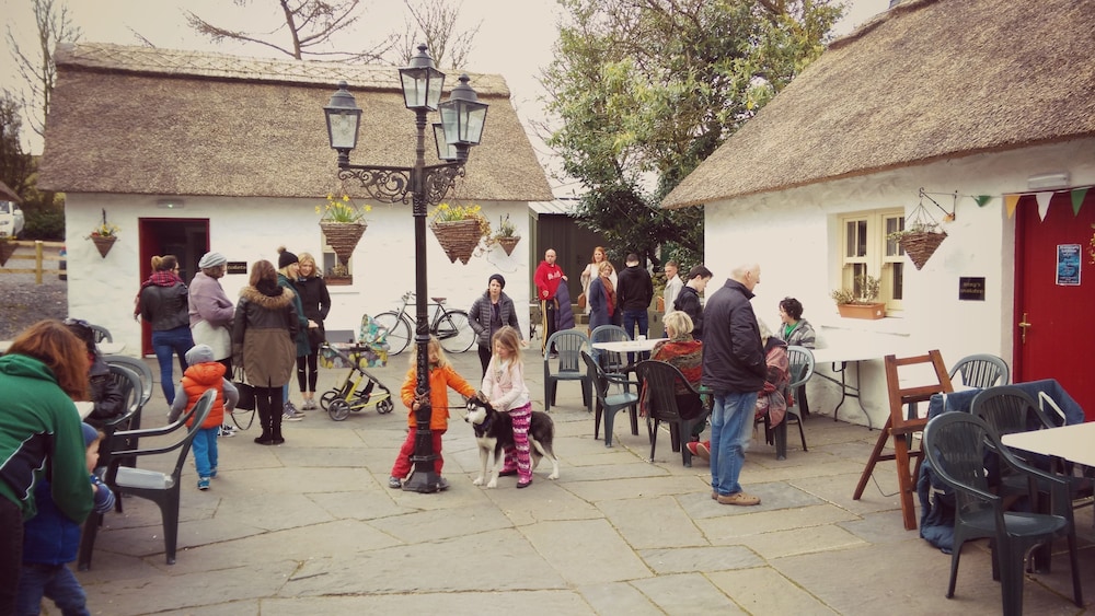Loughcrew Megalithic Centre - Hostel