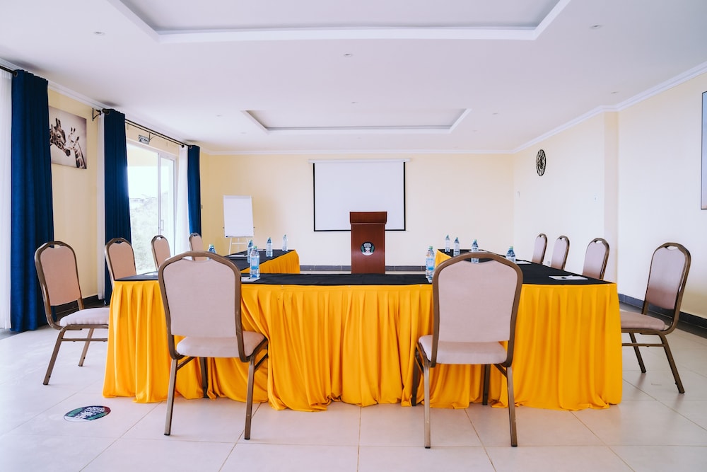 Photo 68