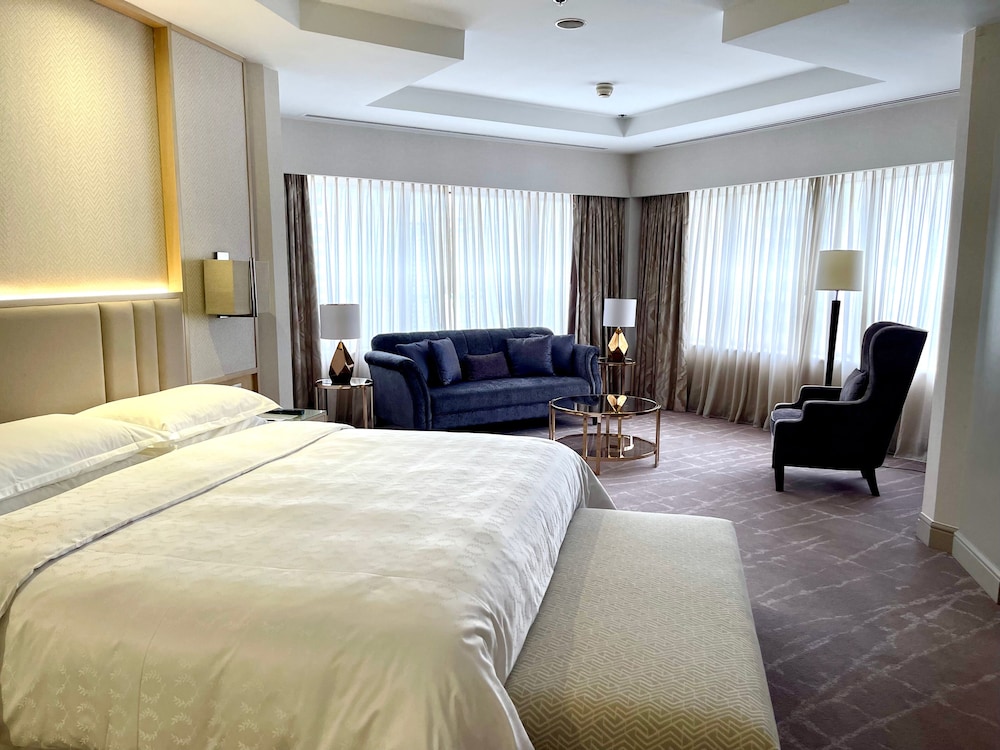 Sheraton Imperial Kuala Lumpur Hotel 8