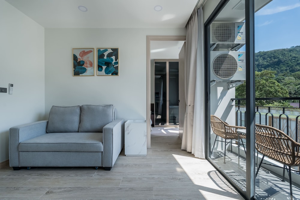 Palmetto Park Residence