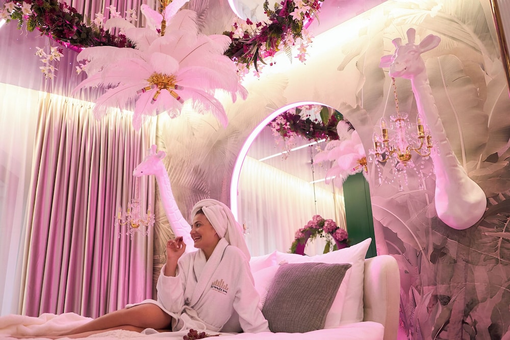 High Stay Granaria Wild & Pink by Downtown Apartments