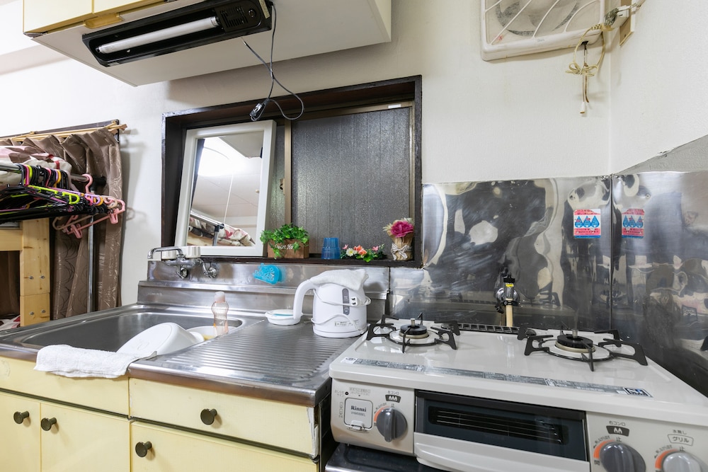 Otsuka Station Apartment Hotel