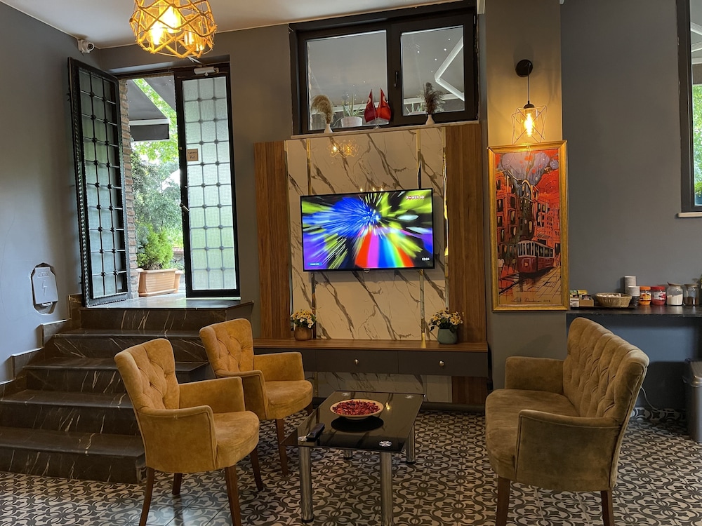 New Taksim Otel - Image 17