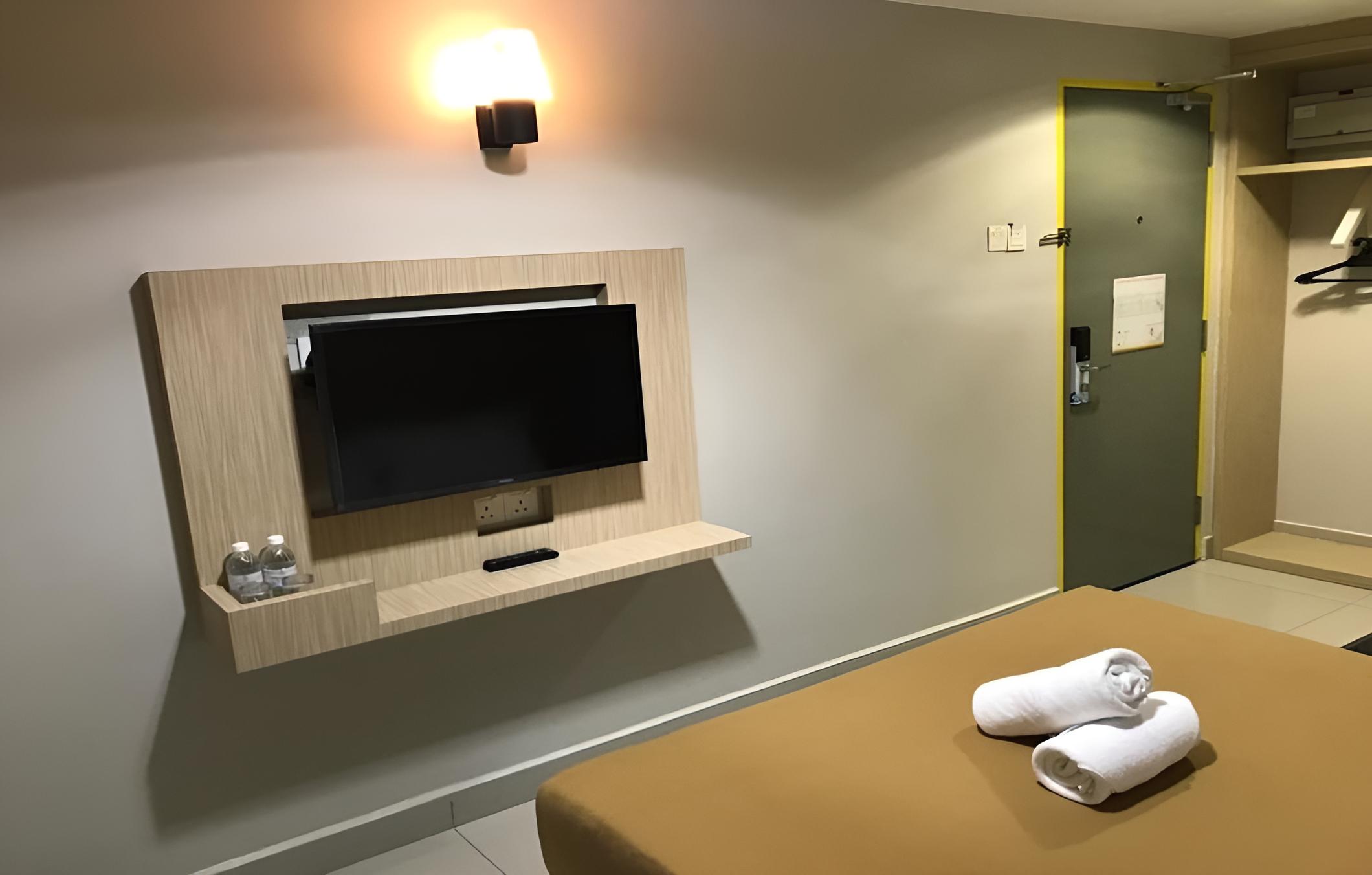 Hotel Living At Dsulaiman