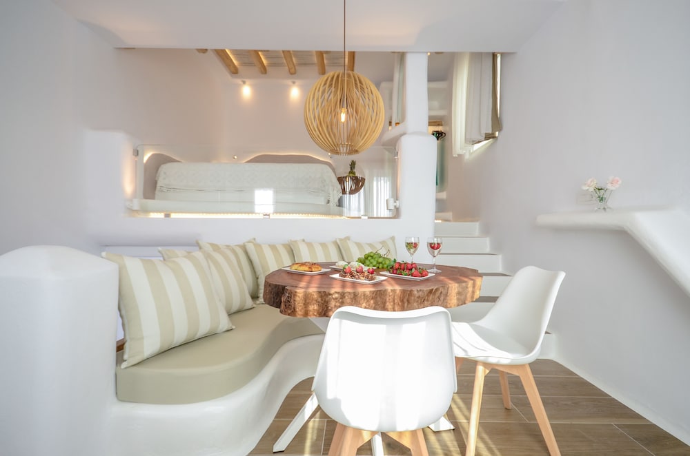 Naxos Island Escape photo 2