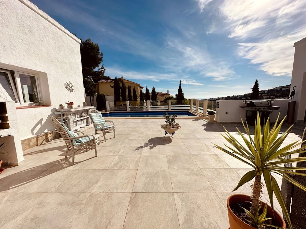 Incredible Views Villa With Private Pool