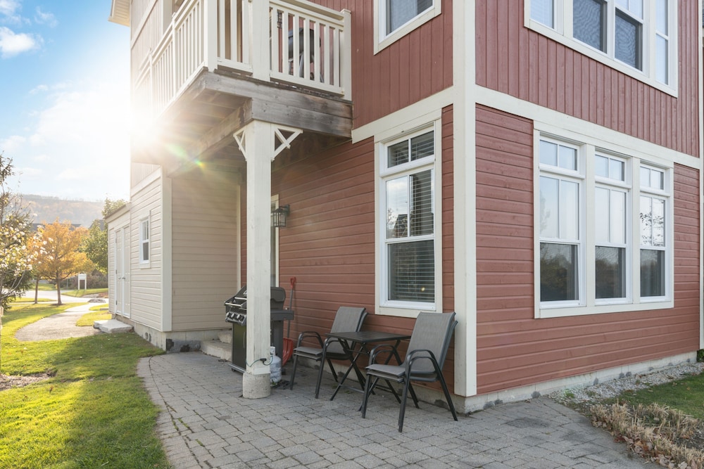 Rivergrass Condos