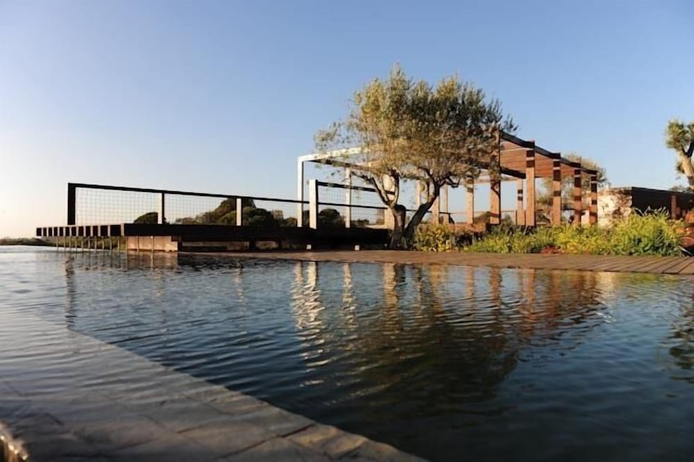 Eco Suites Resort