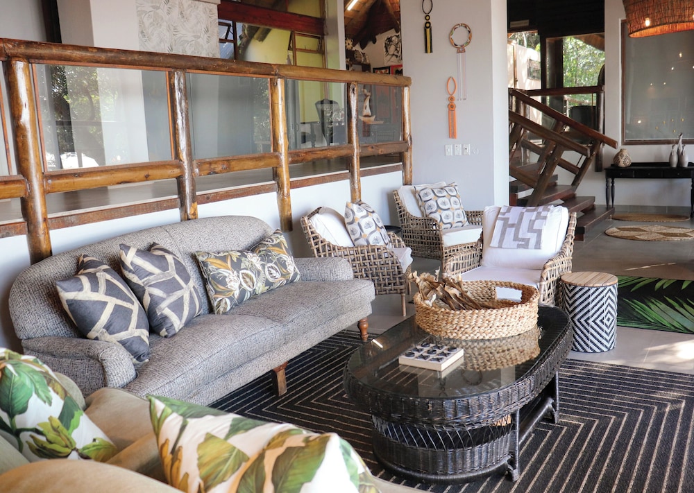 Sobhengu Lodge by Dream Resorts