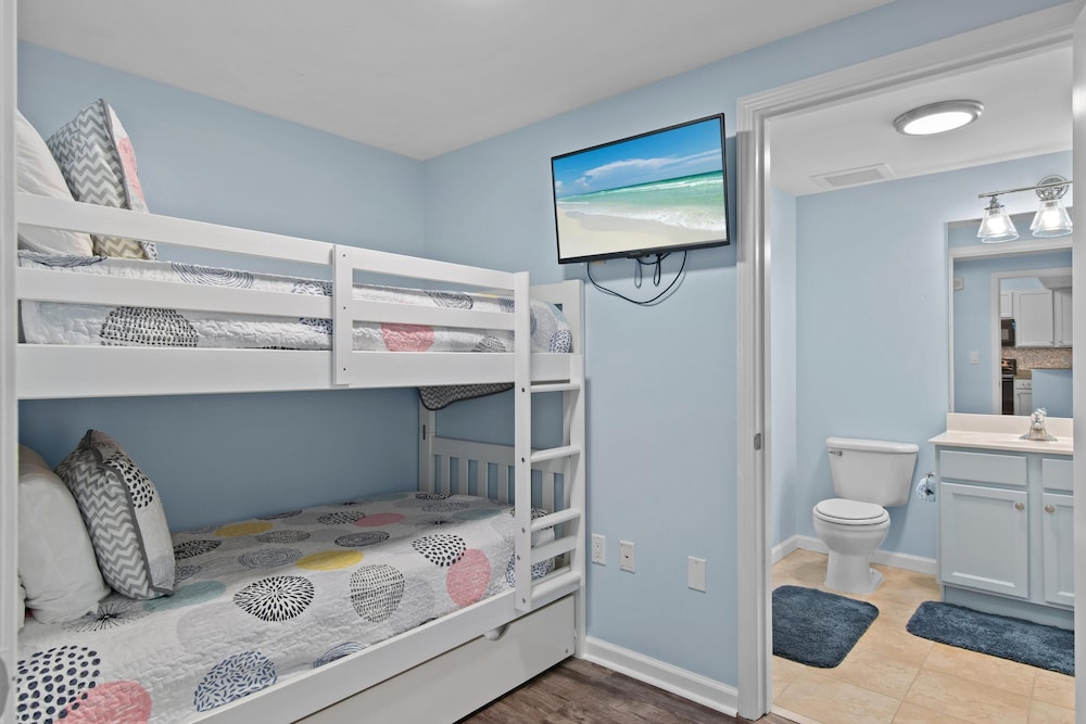 Palms Resort #2406 Jr. 2BR