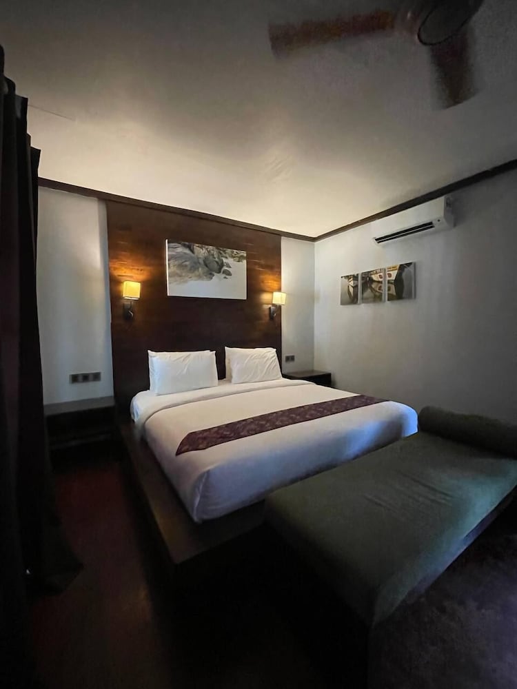 Perhentian Resort Island PIR - BlueStar