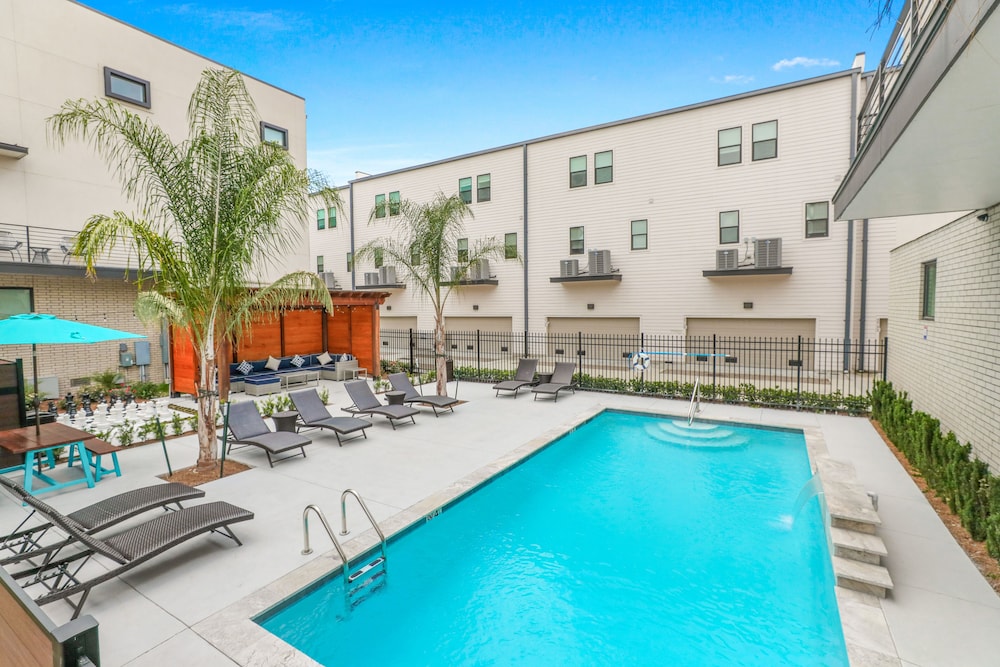 Bienville 4BR Stunning Townhouses Mid City - Image 4