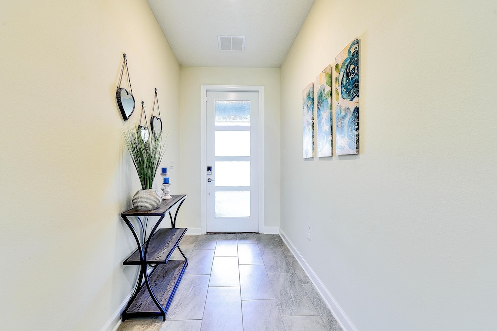 Beach Retreat by Orlando Short Term - Image 2