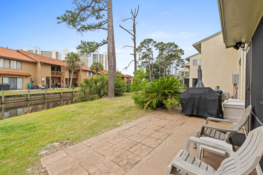 Gulf Highlands by Book That Condo