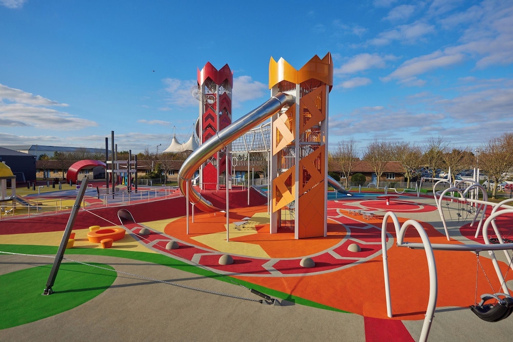 Butlin's Resort, Sleeps 6 w Parking & Pet-friendly