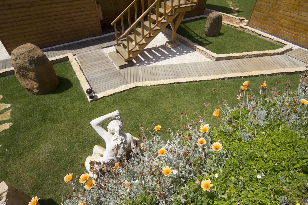 Coxos Beach Lodge