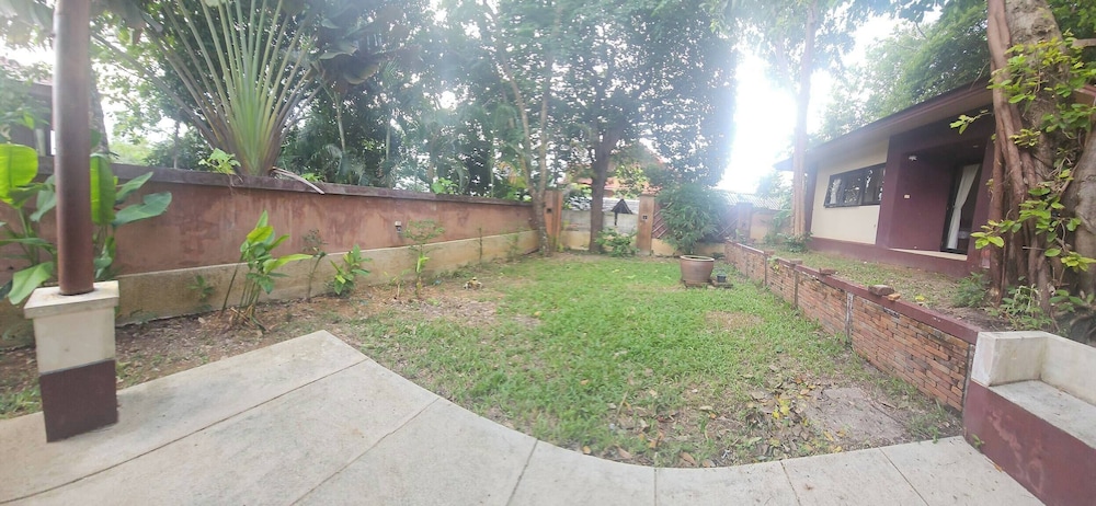 Three Bedroom Balinese Villa - a Shared Pool