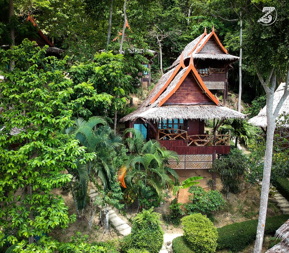 Phi Phi Relax Beach Resort