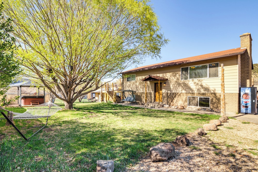 'will's Place' Utah Family Getaway: Hot Tub & Yard