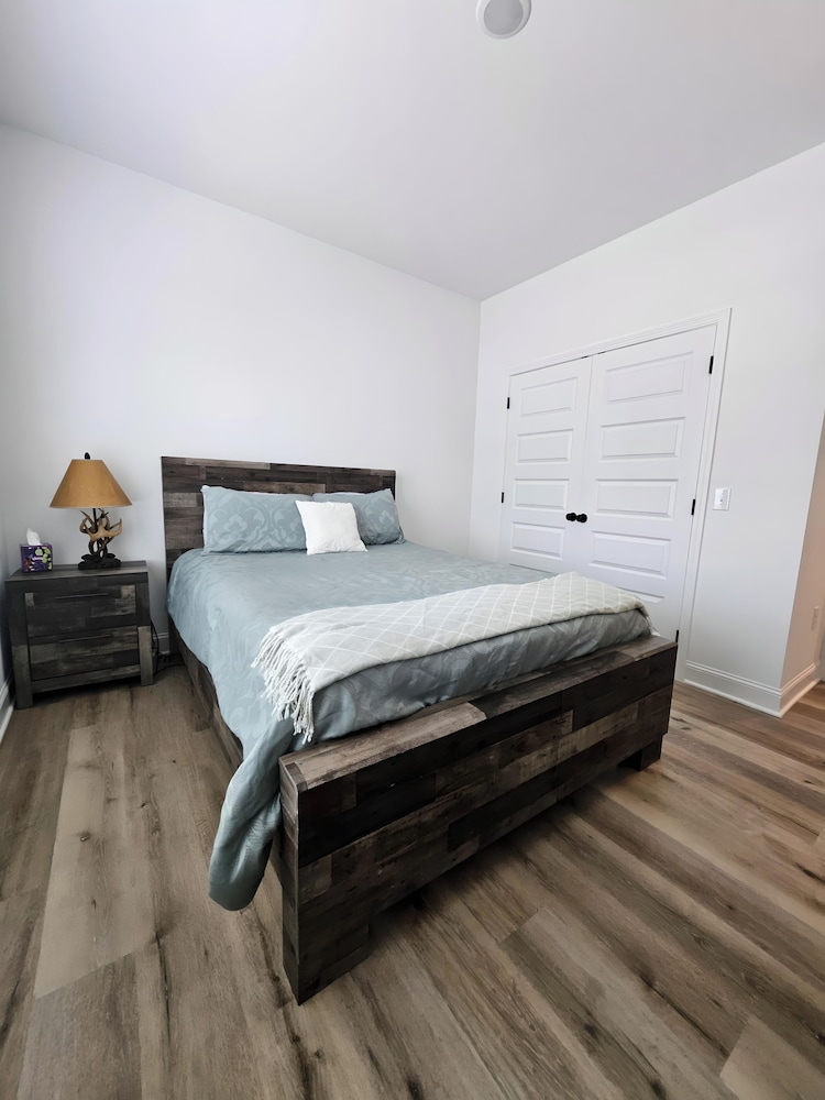 The Restful Refuge Unwind in Comfort and Peaceful Serenity