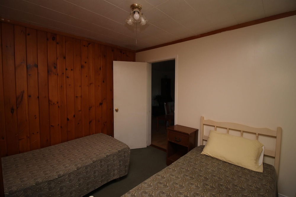 3 Bdrm Country Cottage - Main House - Rosewood Cottages