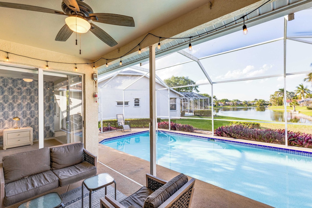 Private Pool, Pond Views, & Bonus Lounge in Gated Naples Community Drive to Dining & Sand