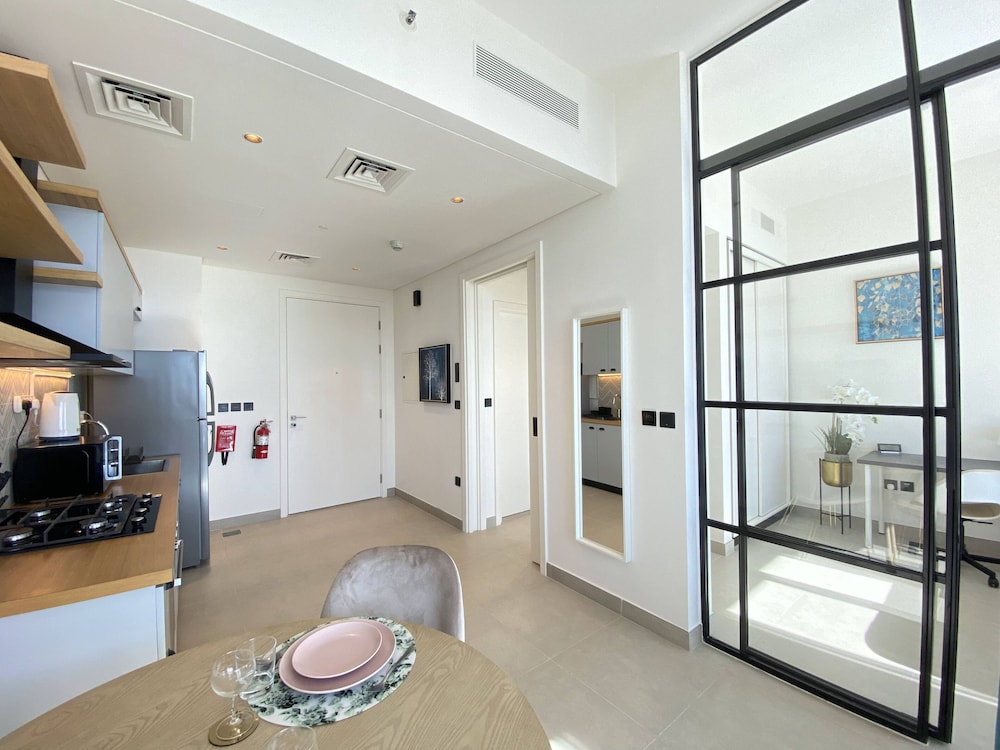 Lux BnB Collective-1 -Dubai Hills