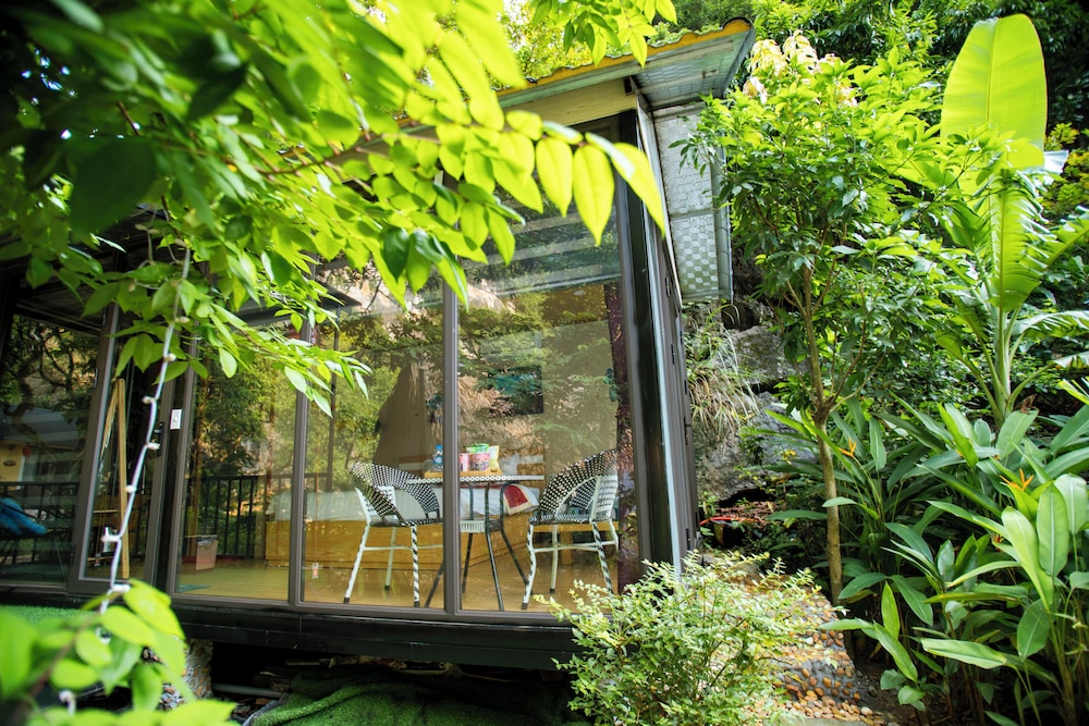 Hoang Minh Mountainside Villa