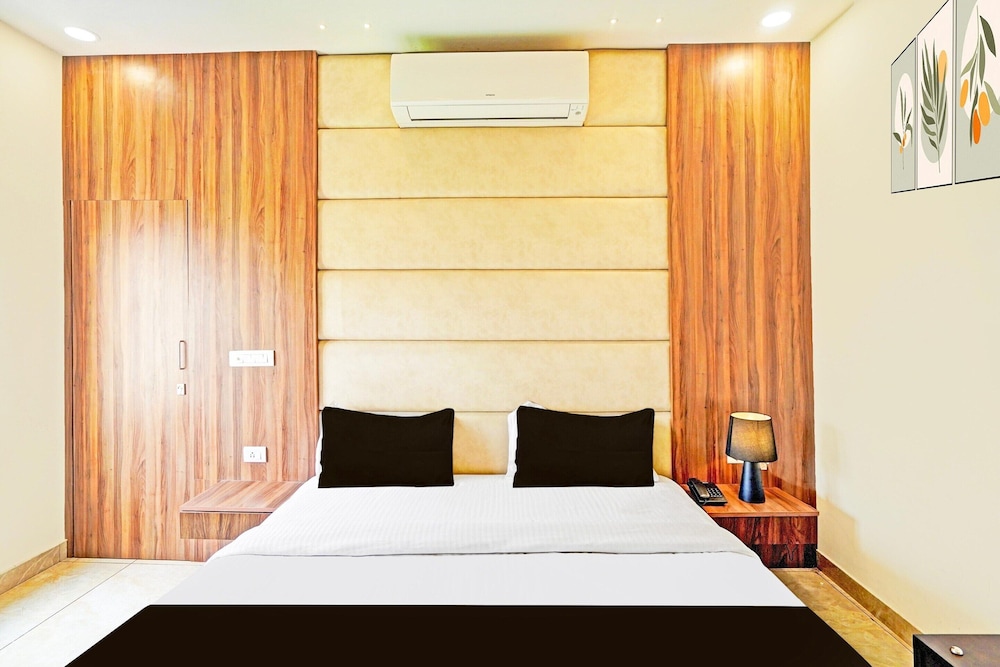 Premium Luxury Stays at Gomti Nagar, Lucknow