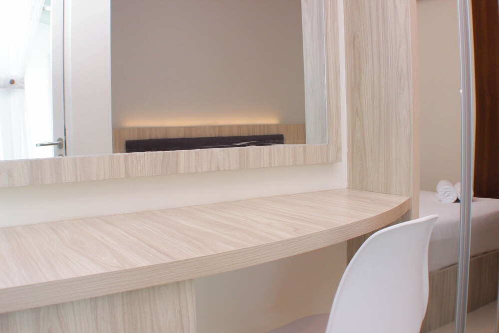 Fancy And Nice Studio At Grand Kamala Lagoon Apartment