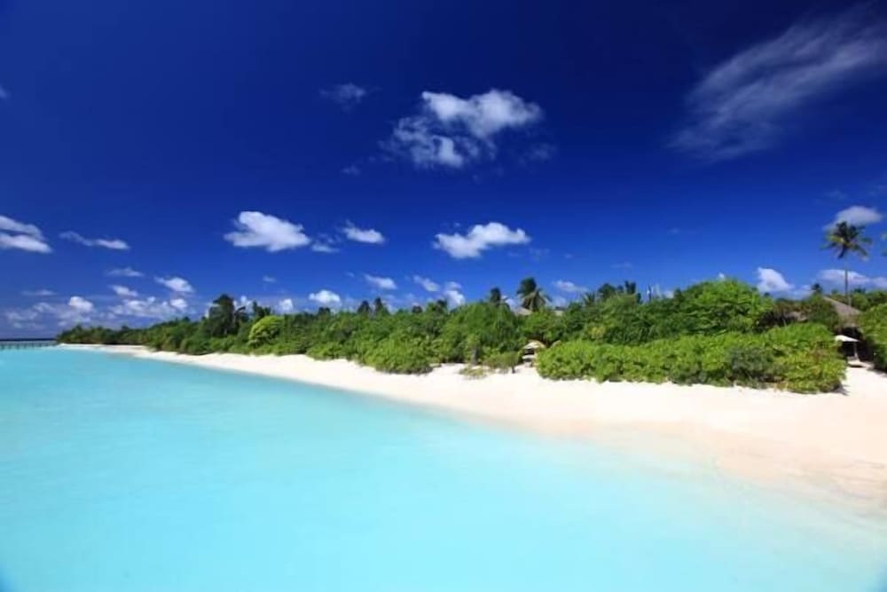 Eureka Serenity Athiri Inn