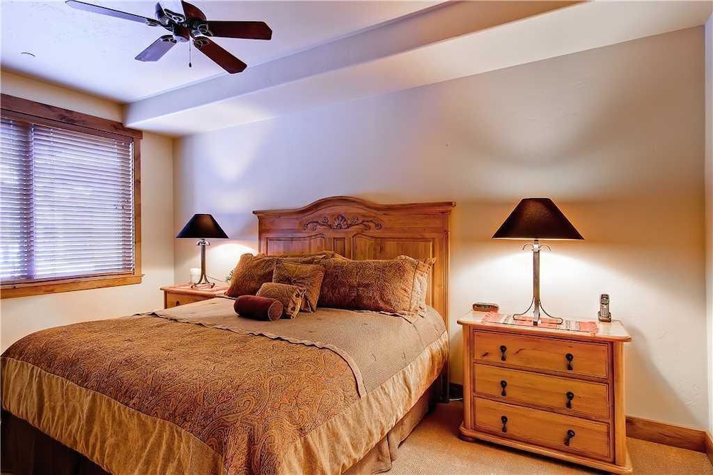 3109 Champagne Lodge, Trappeur's Crossing Apartment 3