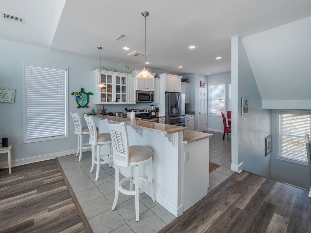 Clamalot by Topsail Realty