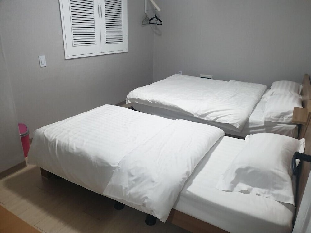 Daegu Dongseongro Gyeong`s Hostel - Image 5