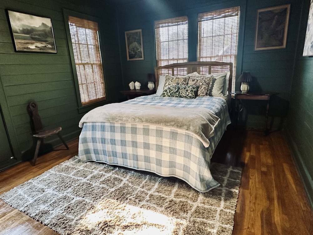 Rosedale Bungalow