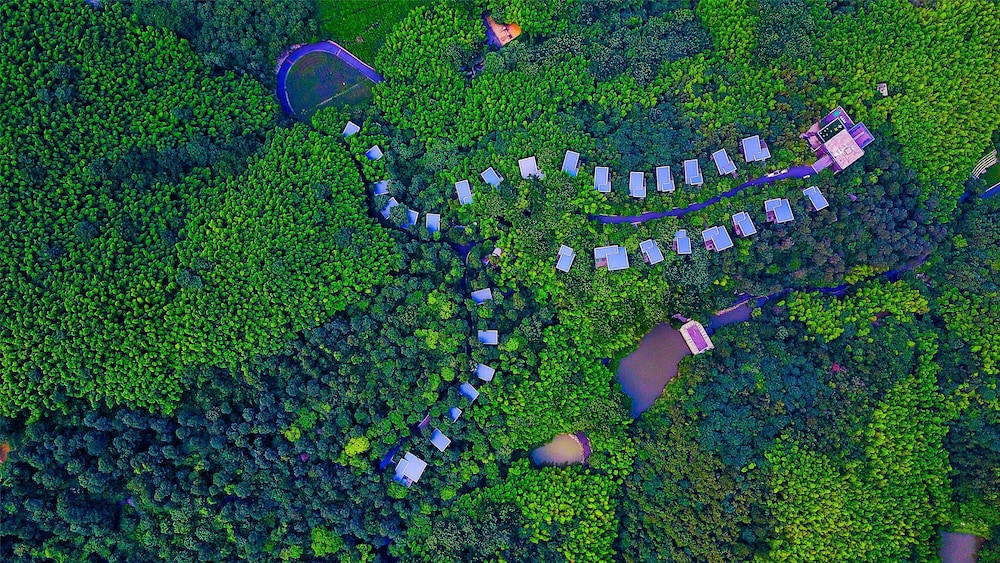 Meijie Mountain Hotspring Resort