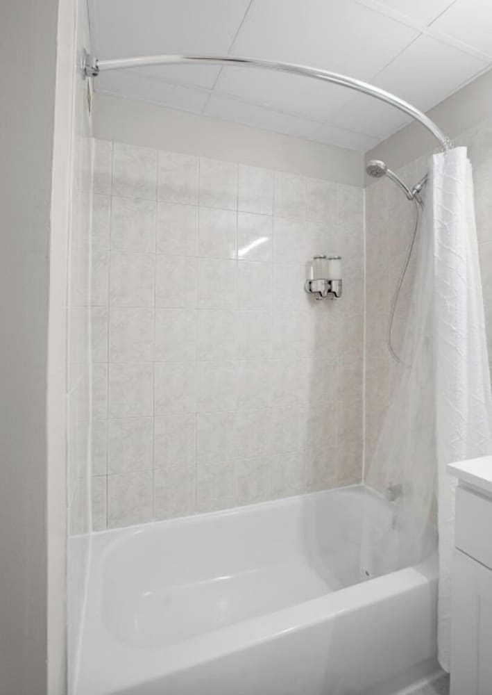 New Haven Vacations - Crown New Haven Hotel At Yale - Property Image 7