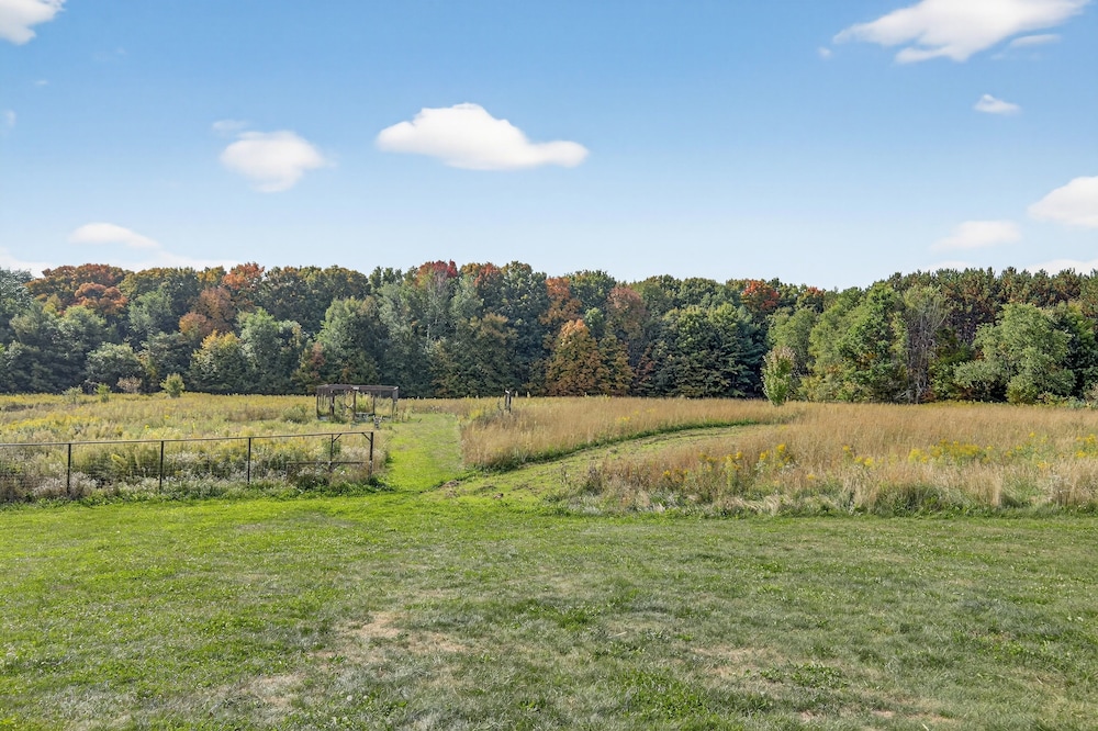Peaceful Secluded Wausau Retreat 3 Bedroom Home