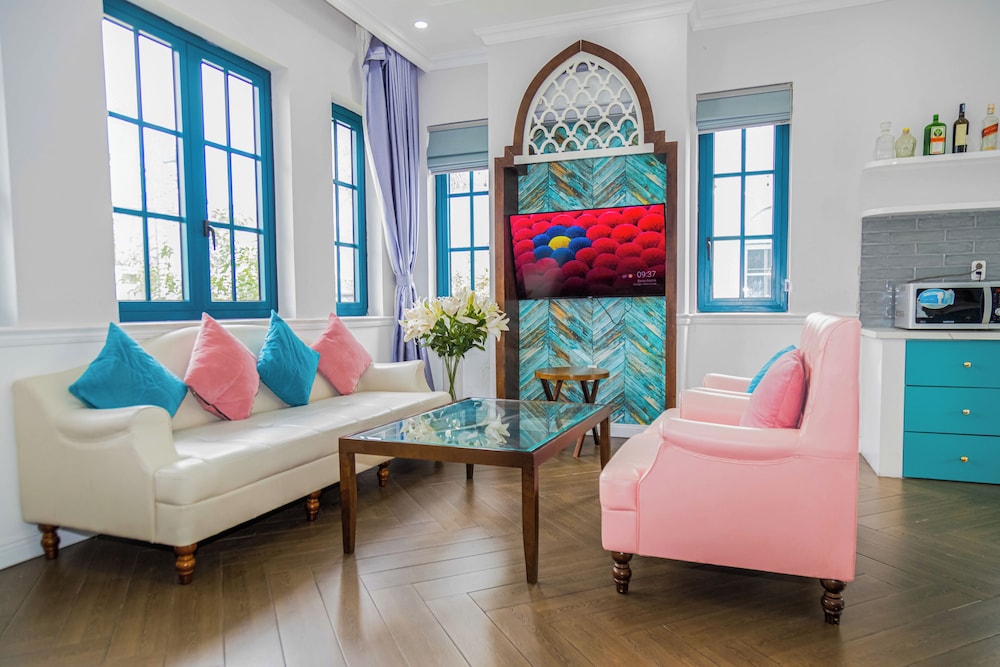 Luxury 4 br Emerald Villa-Novaworld PT