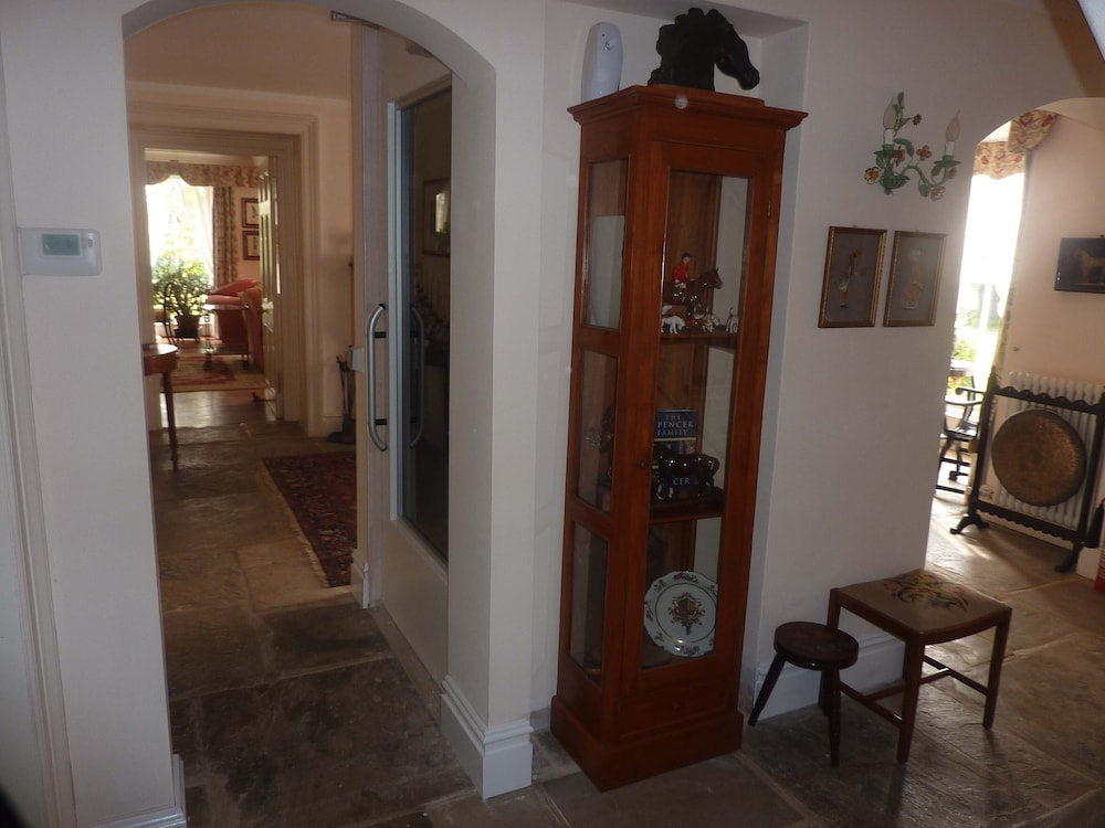 Photo 32