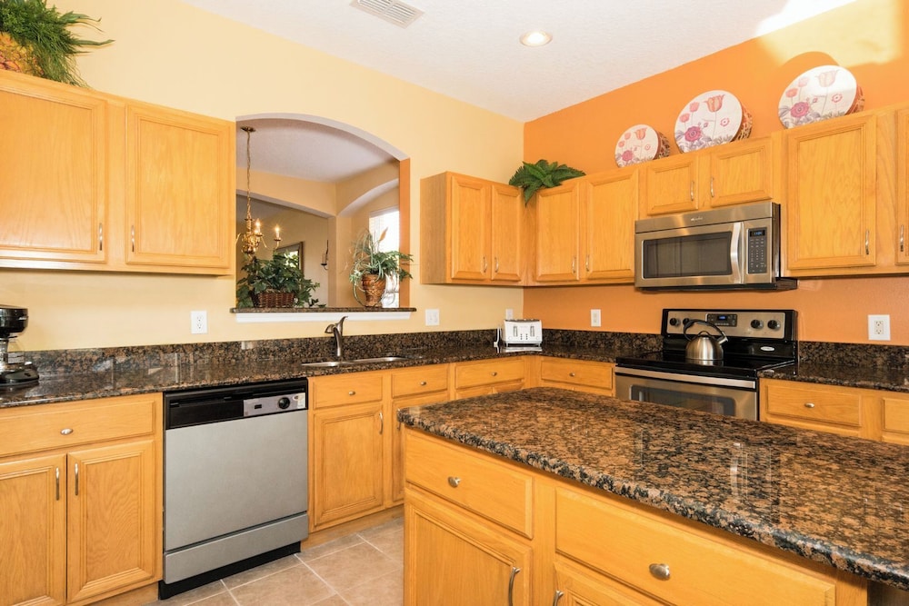 Sol142ca Spectacular 6 Bed, Solana Commuity Villa 6 Bedroom Home