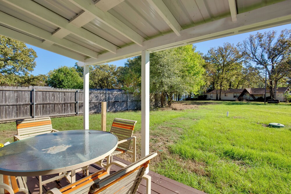Waterfront Lake Fork Getaway w/ Dock Access